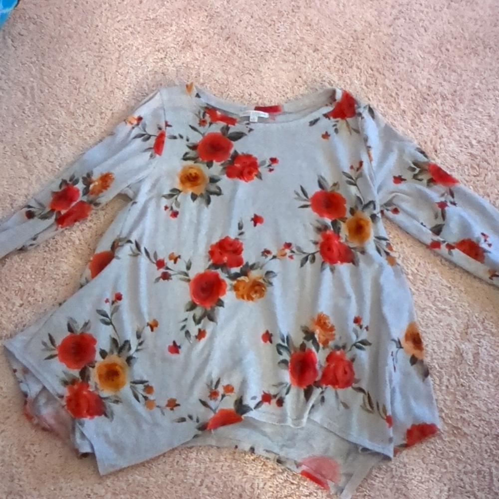 Rose long sleeve shirt